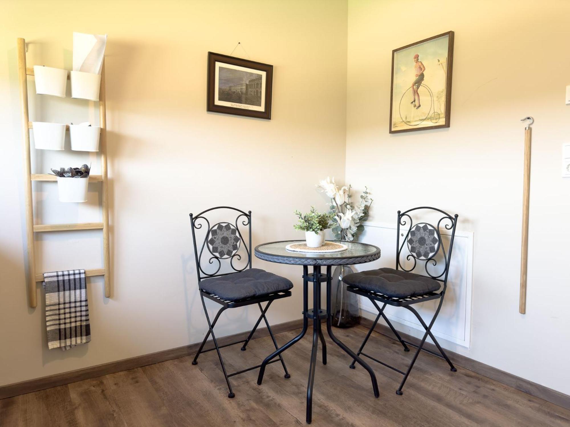 Serenity Vista Retreat Bnb Bescheid Exterior foto